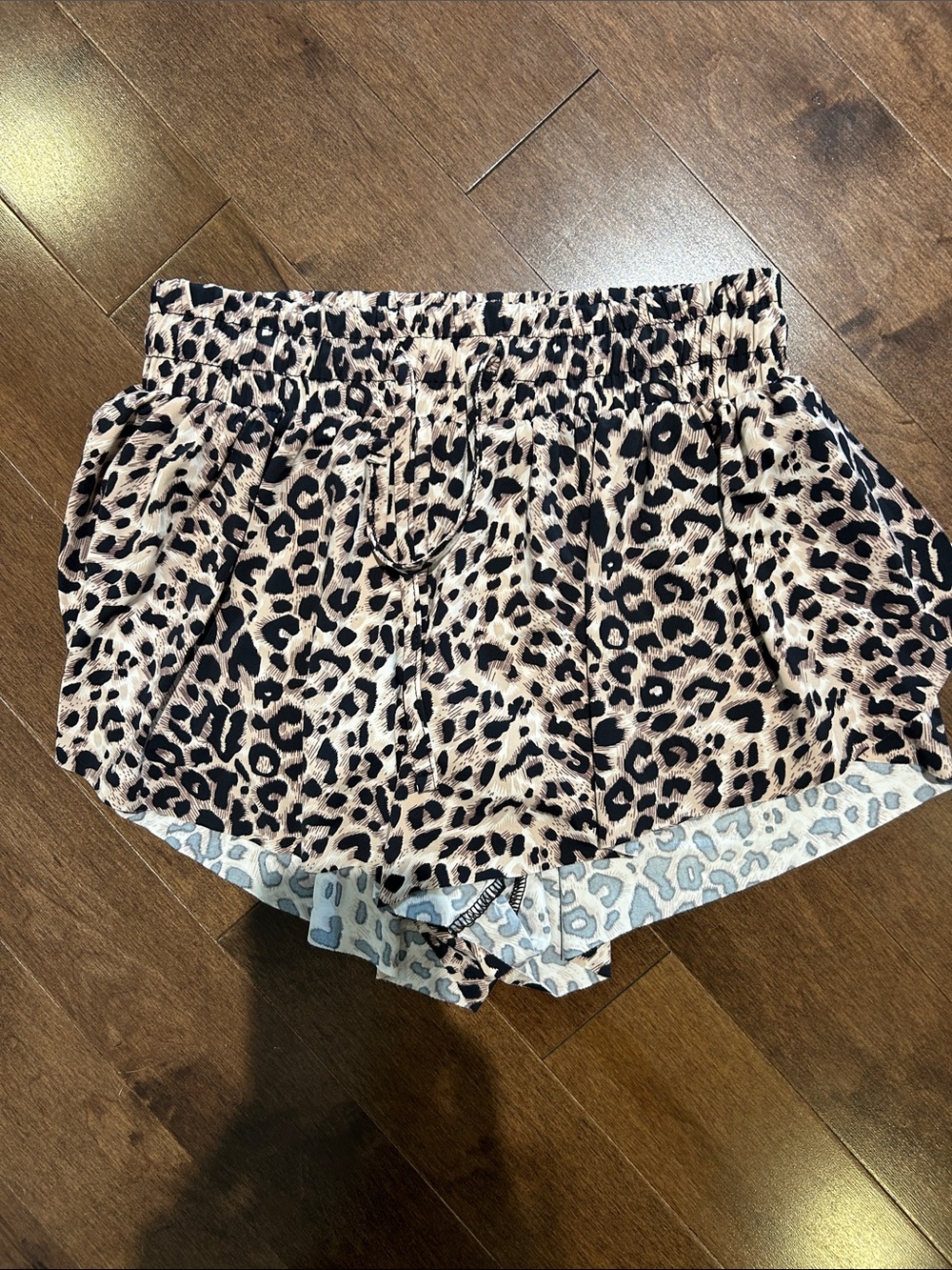 Leopard Print Kids Elastic Waist Shorts - Beige/Black